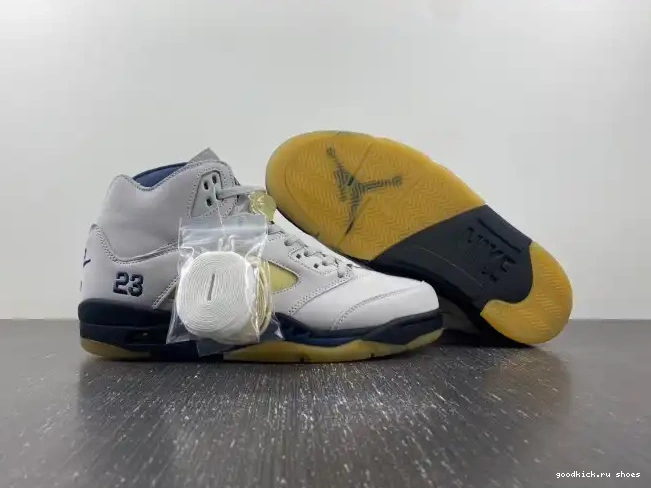 x FZ5758-004 Air Jordan WMNS 5 Ma Maniere A 0503